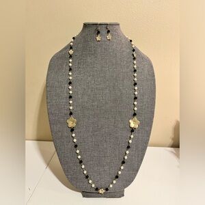VCLM Gold, white, flowers, beads, white and black Set. NEW.